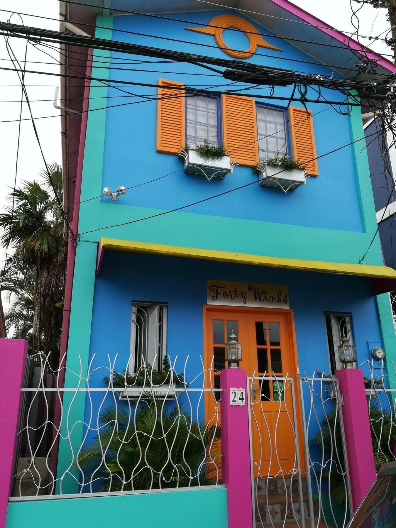 Forty Winks Inn Port of Spain Exterior photo
