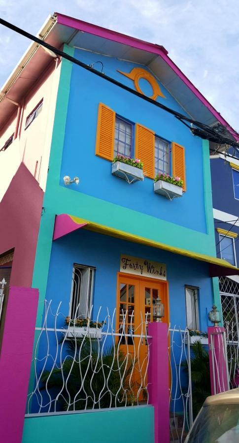 Forty Winks Inn Port of Spain Exterior photo